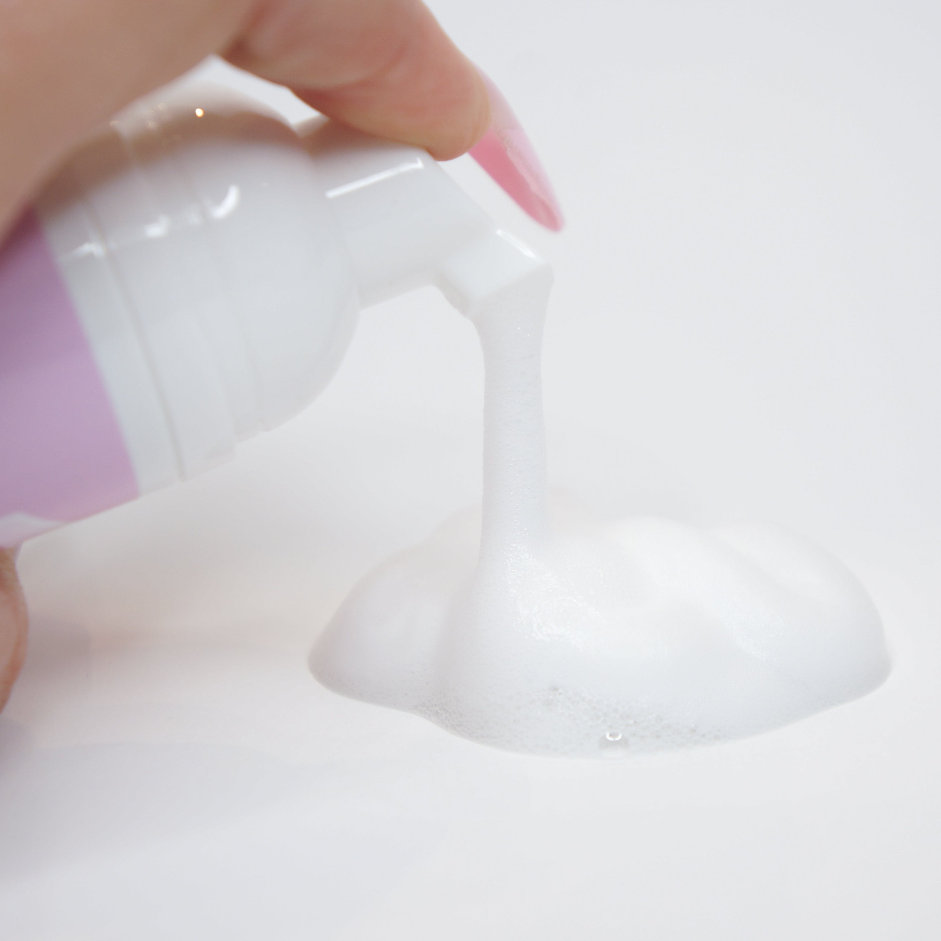 Clean lash shampoo