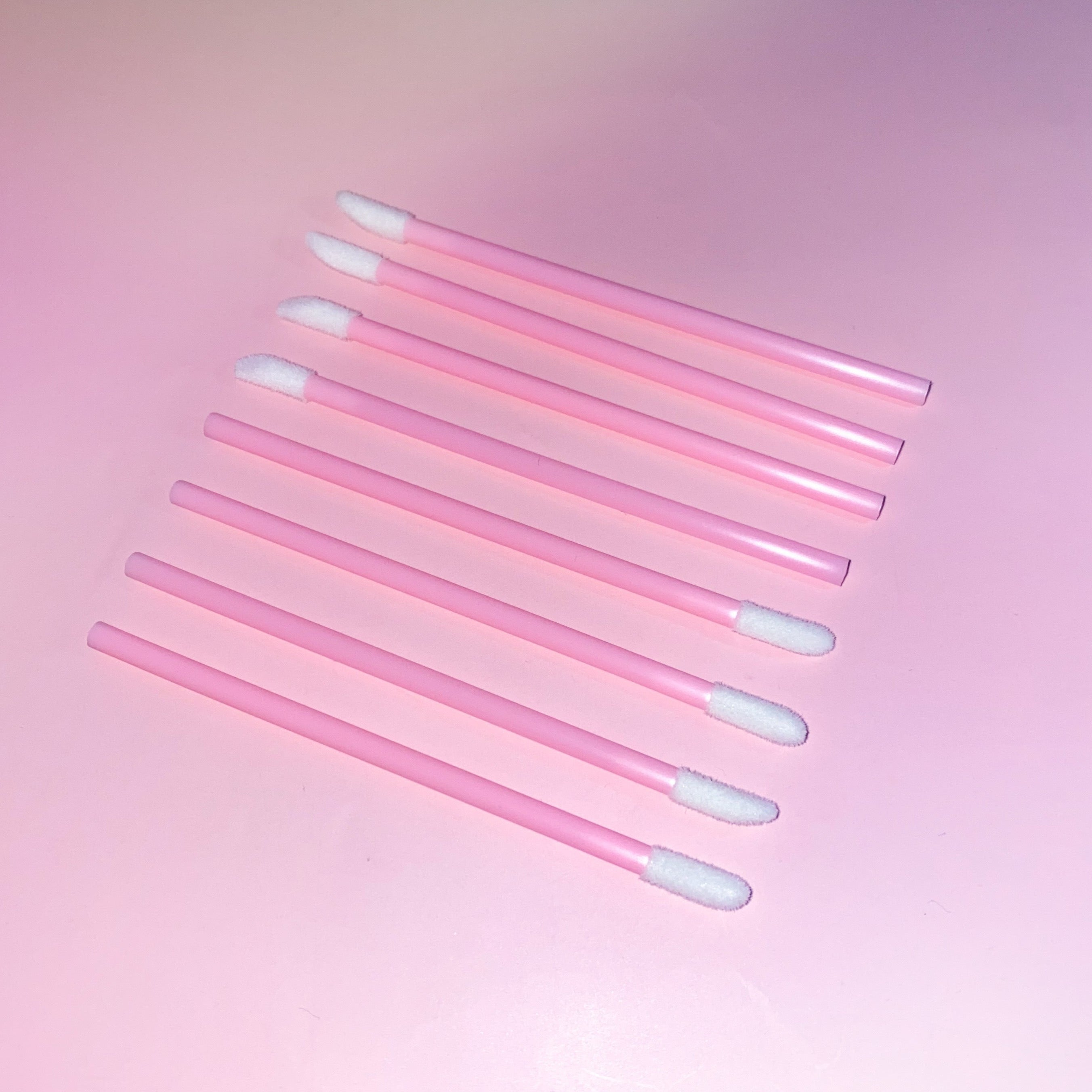 Lint free brushes